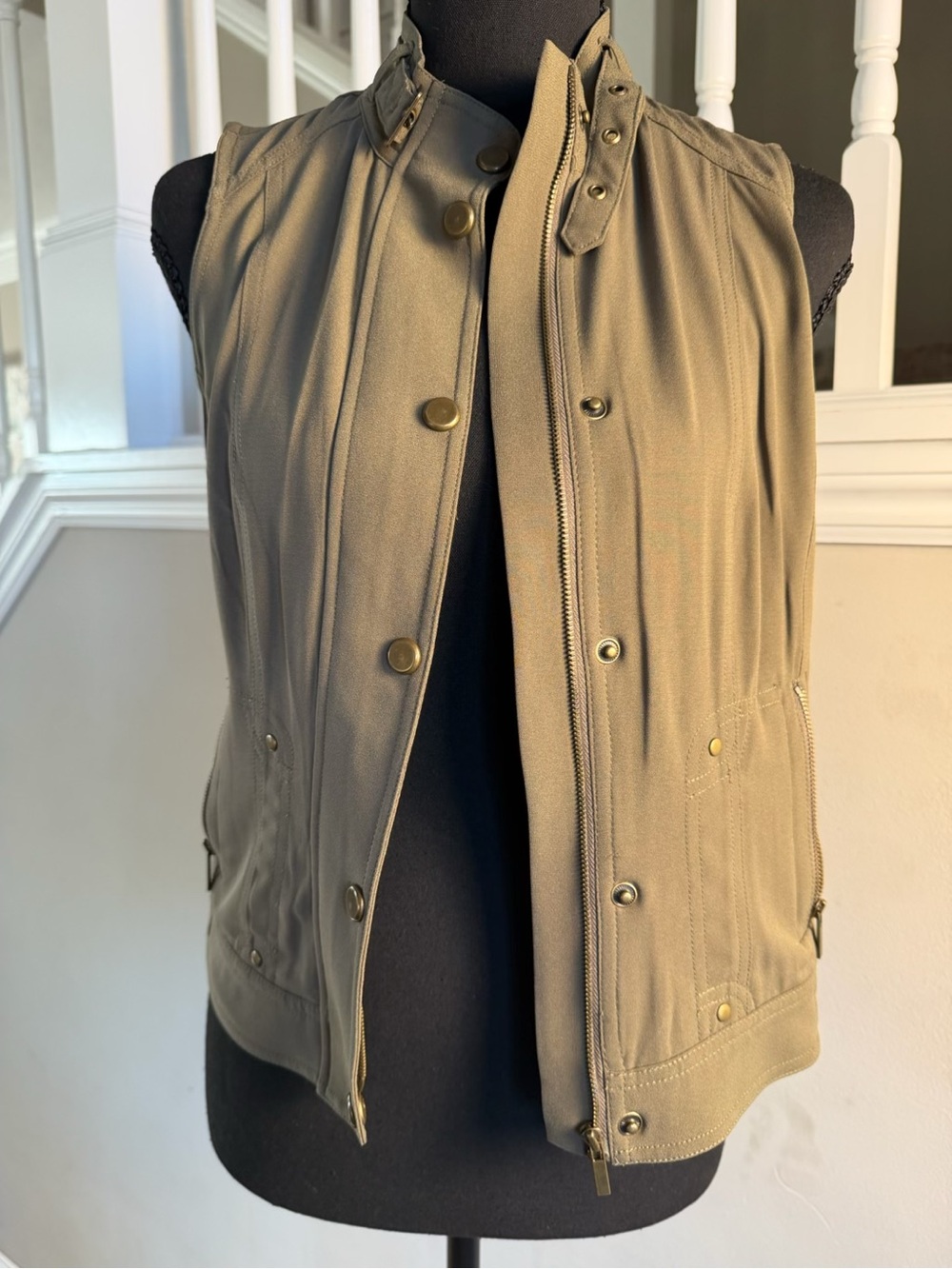 Cache Vest